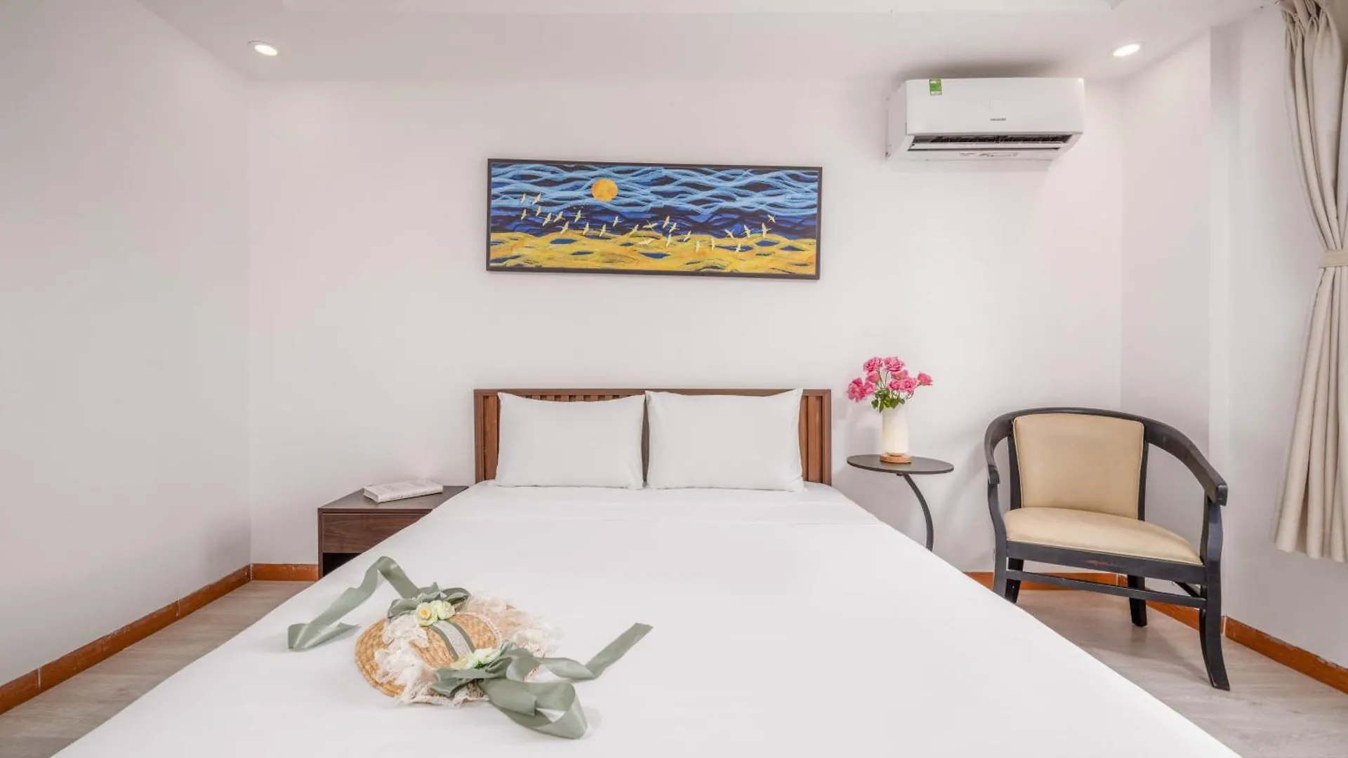 Haya Sunset View Hotel Da Nang 0*,  Vietnam