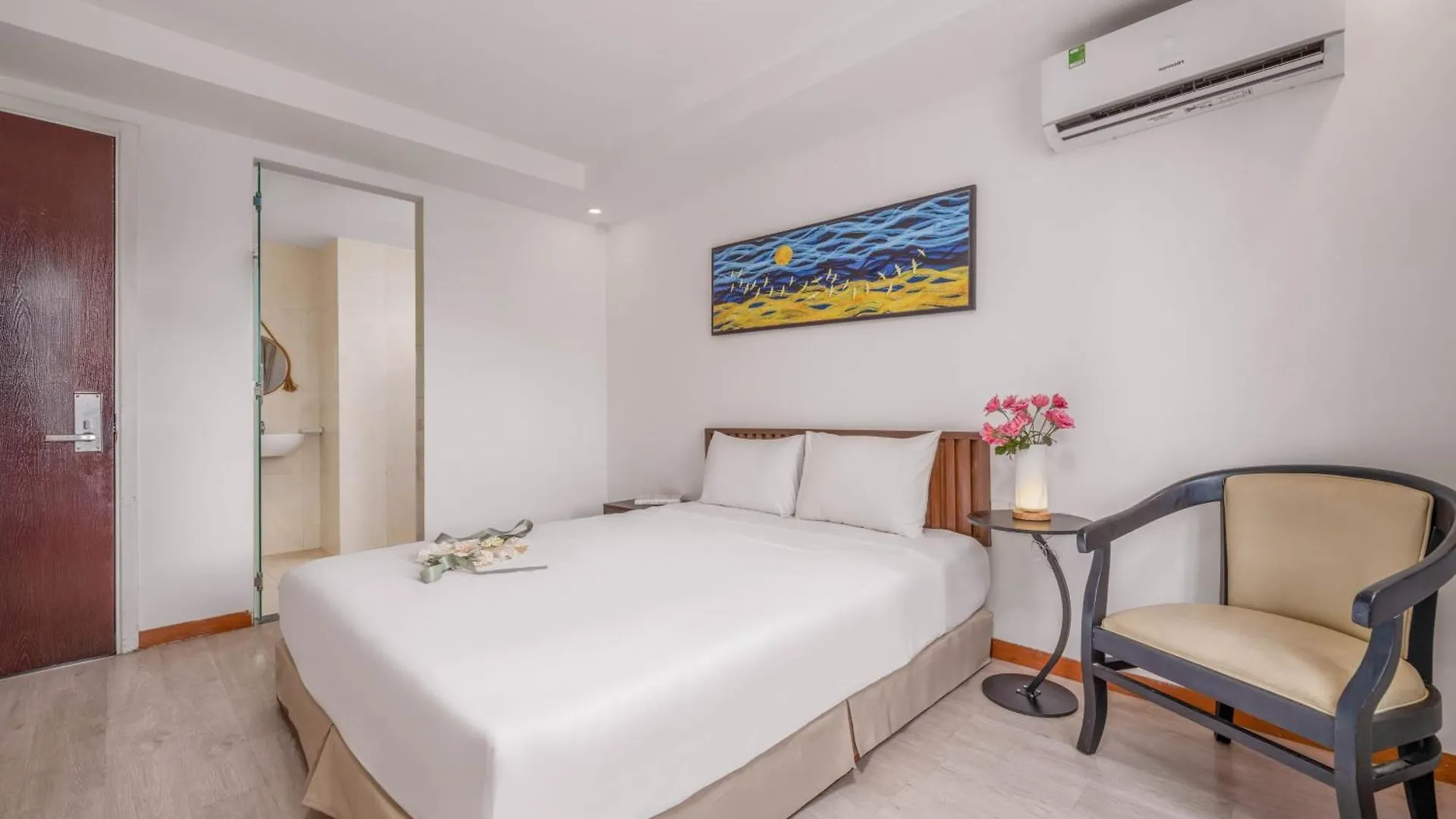 Haya Sunset View Hotel Da Nang